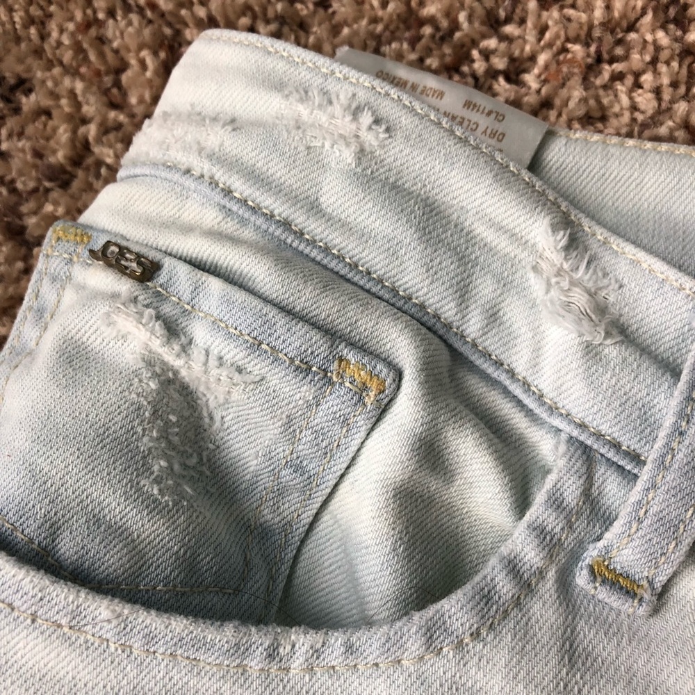 Light washed Jeans - Picture 8 of 8